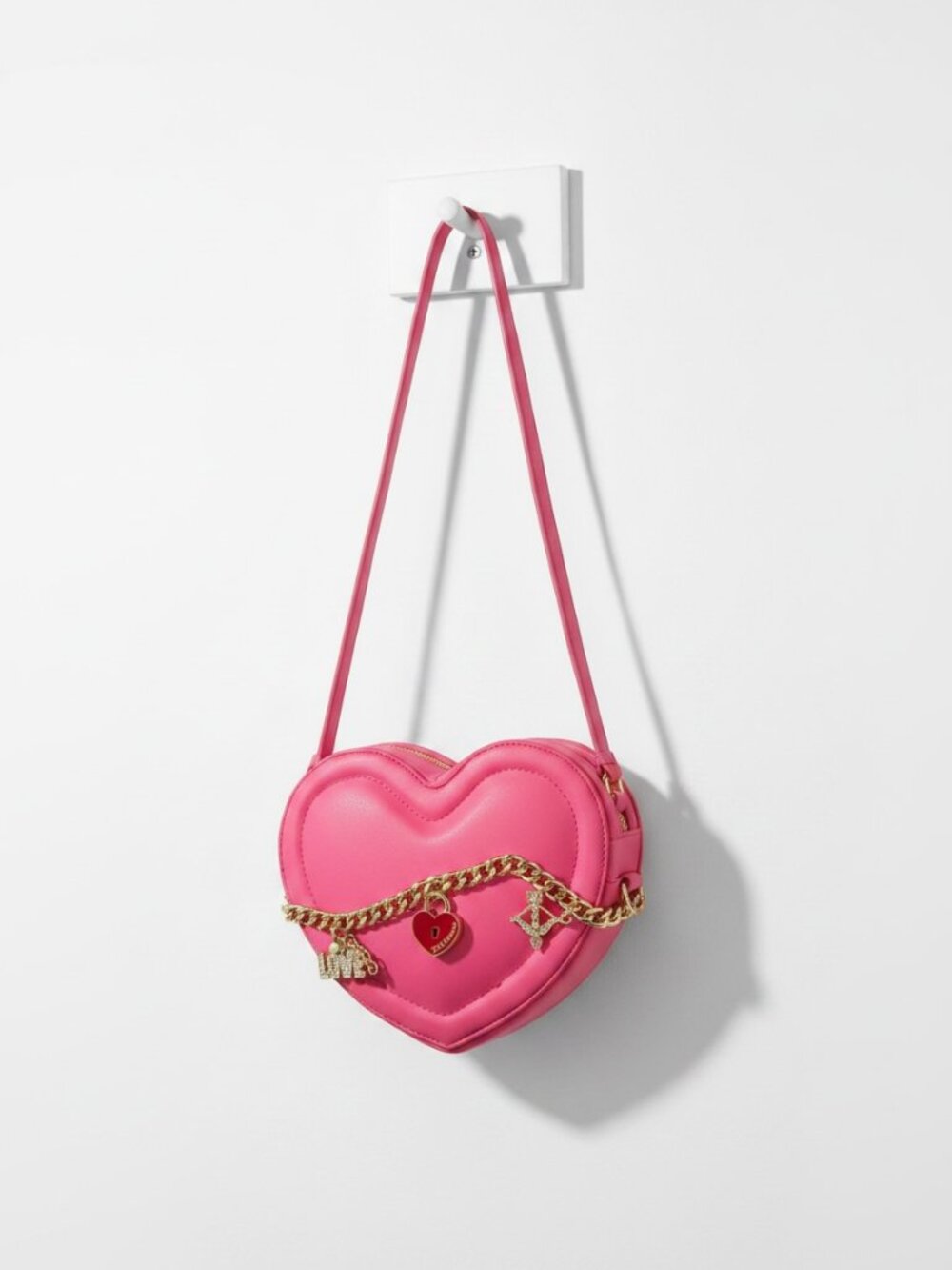 NWT Juicy Couture Heart-Shaped Pink Crossbody Purse